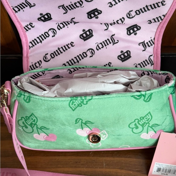 🍒Juicy Couture Exclusive🍒 RETRO JUICY CHERRY SHOULDER BAG - Picture 4 of 7
